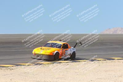 media/Oct-15-2023-Lucky Dog Racing Chuckwalla (Sun) [[f659570f60]]/2nd Stint Bowl/